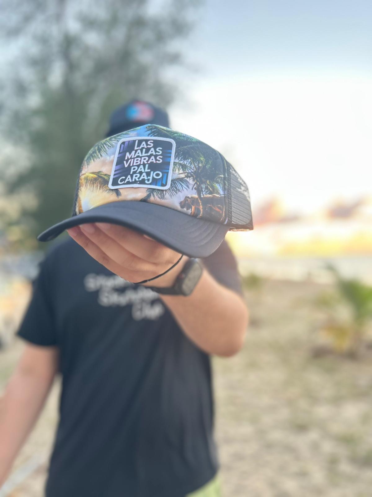 Foam trucker hat "Las malas vibras pal cara..."