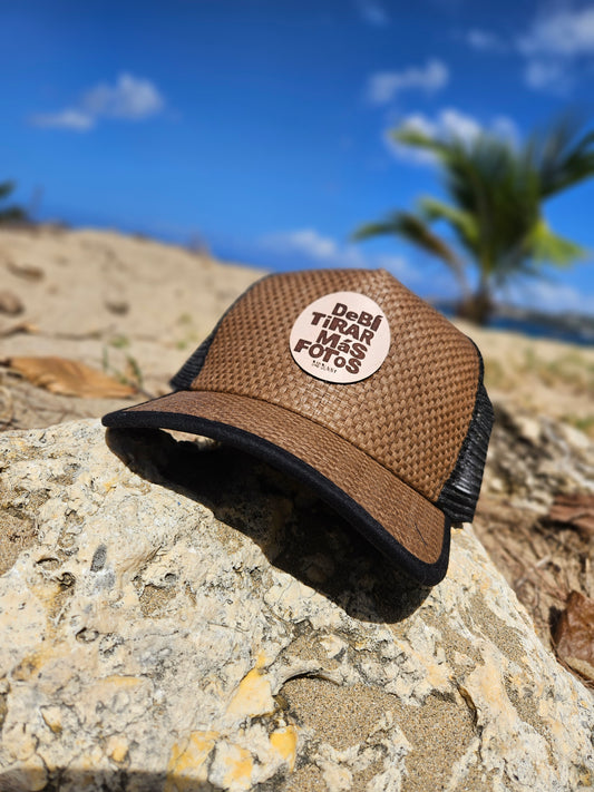 Gorra de paja "Debi tirar mas fotos"